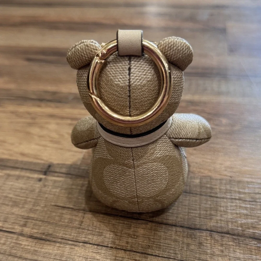 Coach Signature Teddy Bear Bag Charm Khaki Chalk Gold Tone Key Fob 77676
